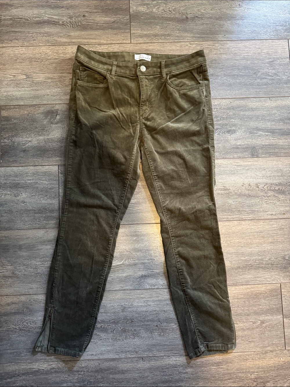 LOFT Olive Green Skinny Jeans - Stretch Waist